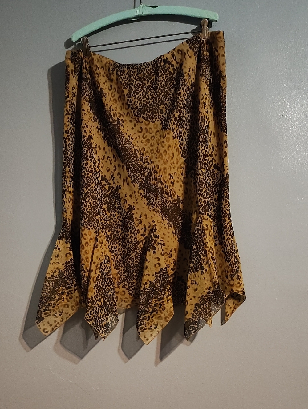Cato Women’s Leopard Print Handkerchief Hem Skirt - Brown & Tan